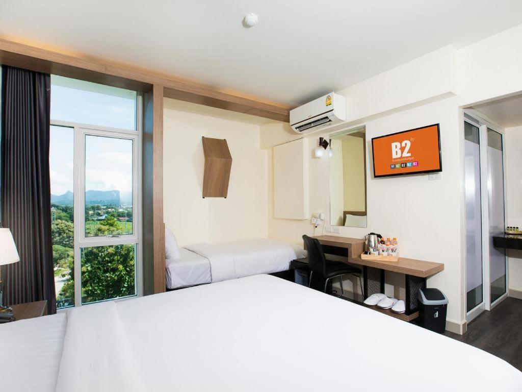 B2 Mae Sot Boutique & Budget Hotel Exteriör bild
