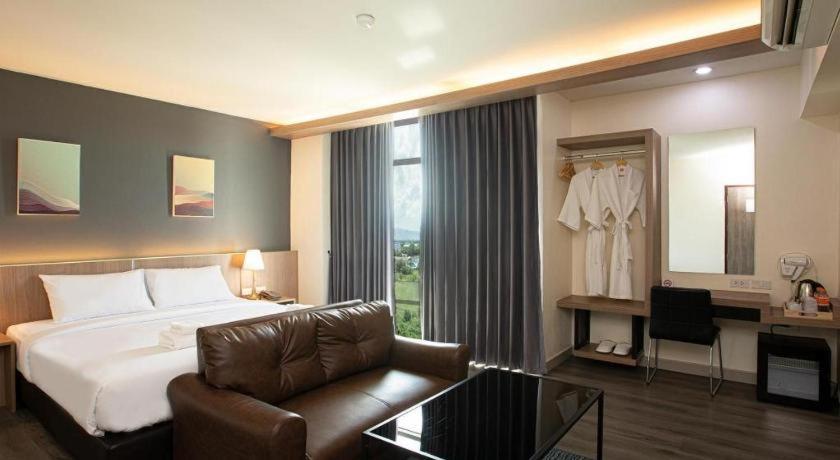 B2 Mae Sot Boutique & Budget Hotel Exteriör bild