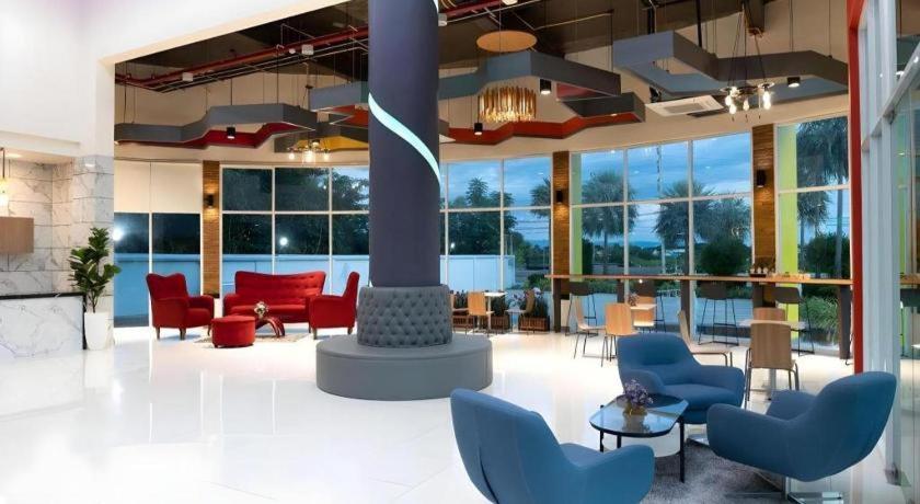 B2 Mae Sot Boutique & Budget Hotel Exteriör bild